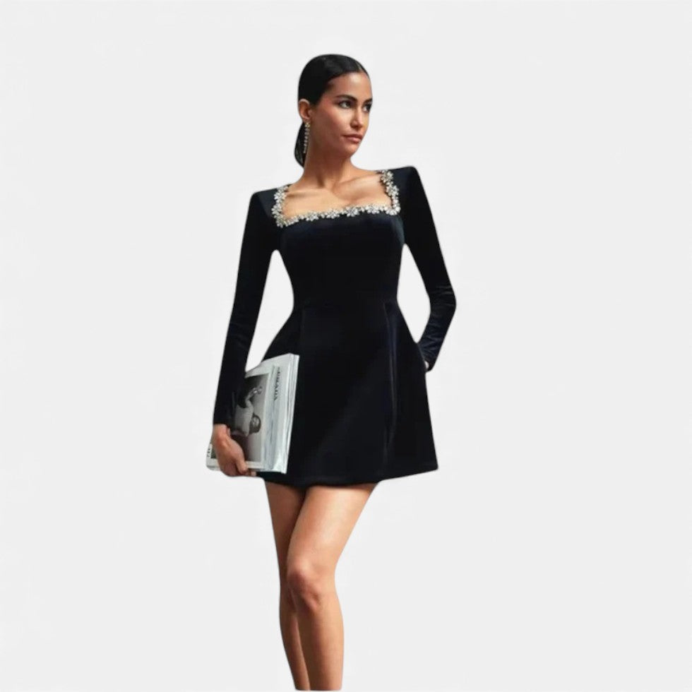 Czarna Aksamitna Sukienka Mini dla Kobiet | Ozdobne Kamienie, Elegancka na Wesele