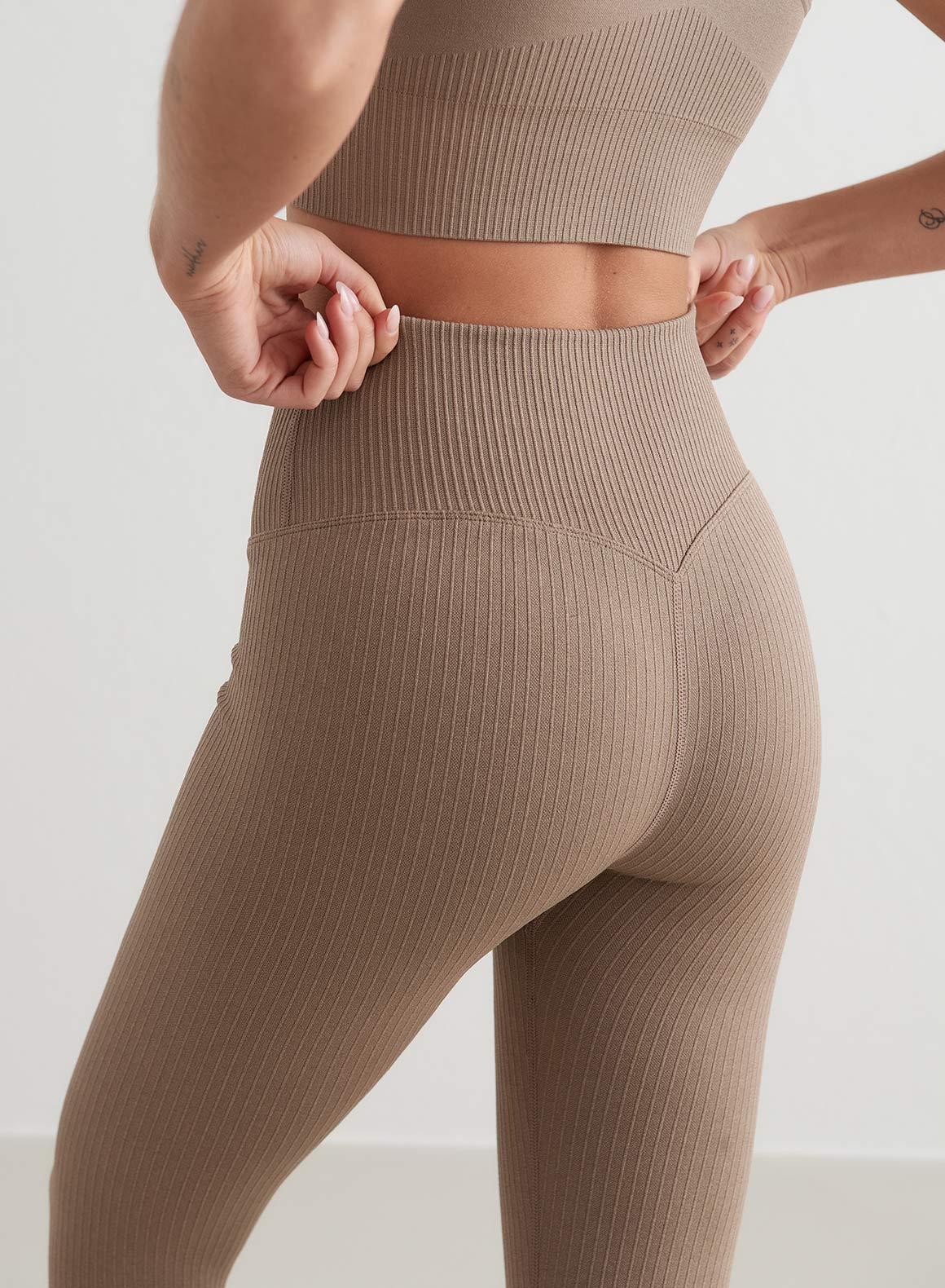 Legginsy damskie Noa | Elastyczny materiał